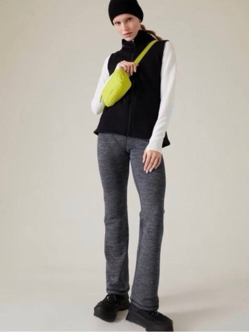 Athleta Altitude Pant in Polartec Power Stretch Grey. Size Small